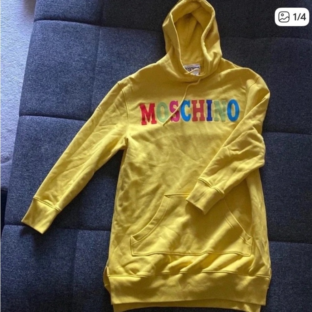 Moschino couture Logo Detailed Hooded
Dress size 6 - Picture 2 of 5